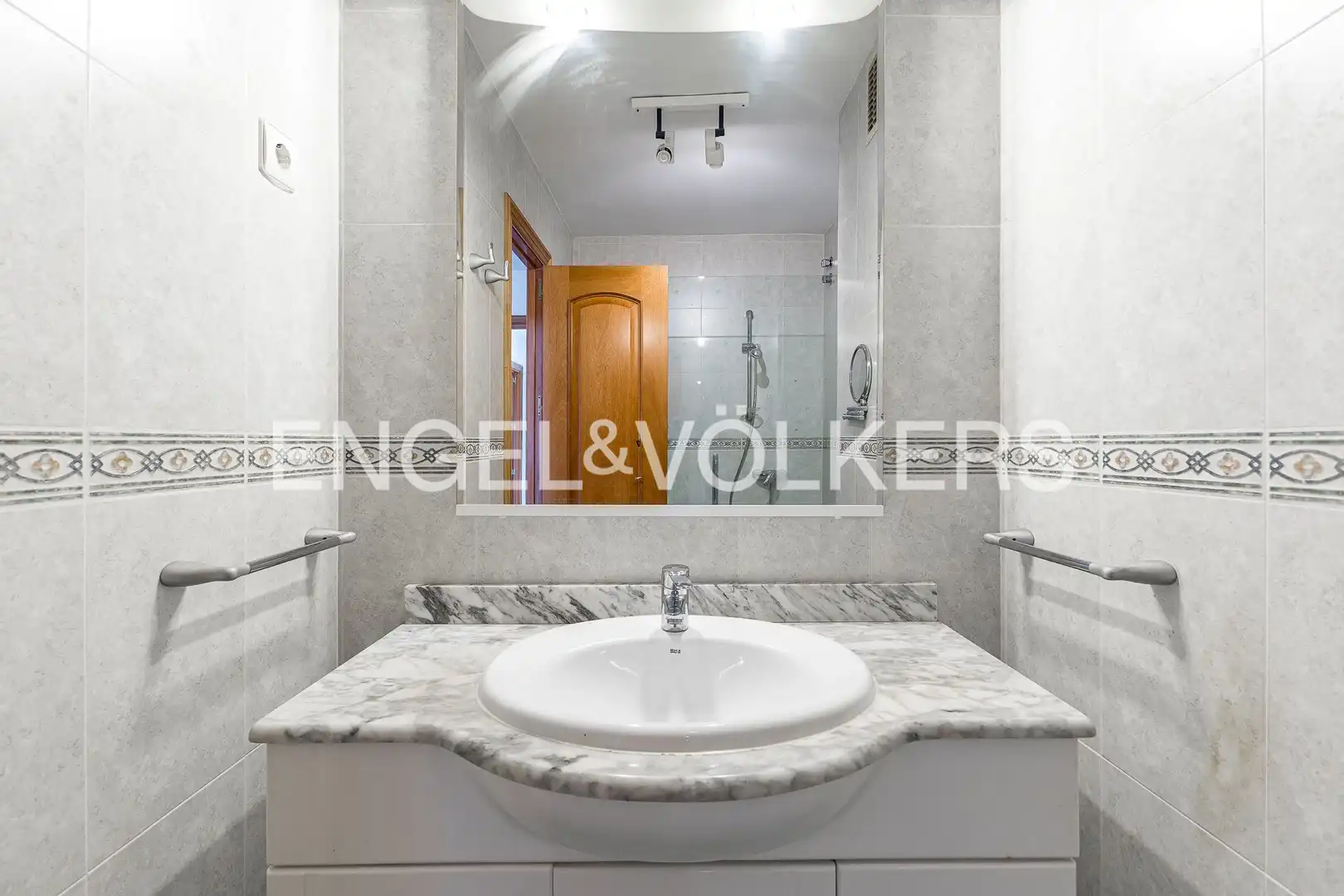 Maison mitoyenne avec piscine à vendre à Nou Eixample Nord, imagen 30