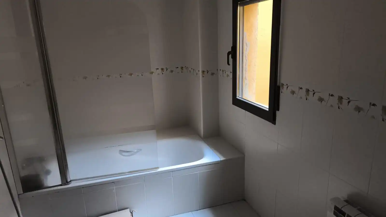 Baño de Piso en venta en Villalón de Campos con Calefacción, Terraza y Horno