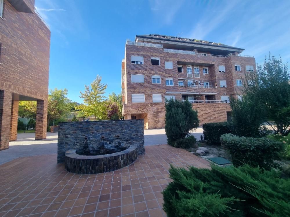 Vista exterior de Garatge en venda en Majadahonda