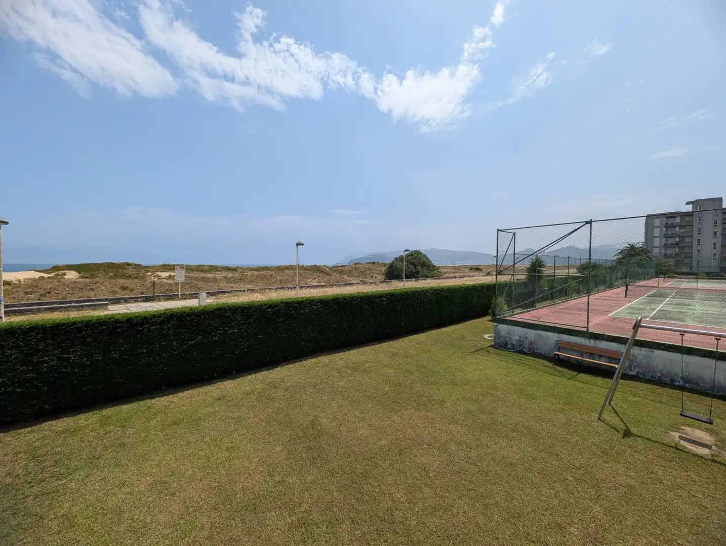 Flat for sale in Laredo - CALLE ENRIQUE MOWINCKEL- RCIA AMANECER, 84, Zona Playa