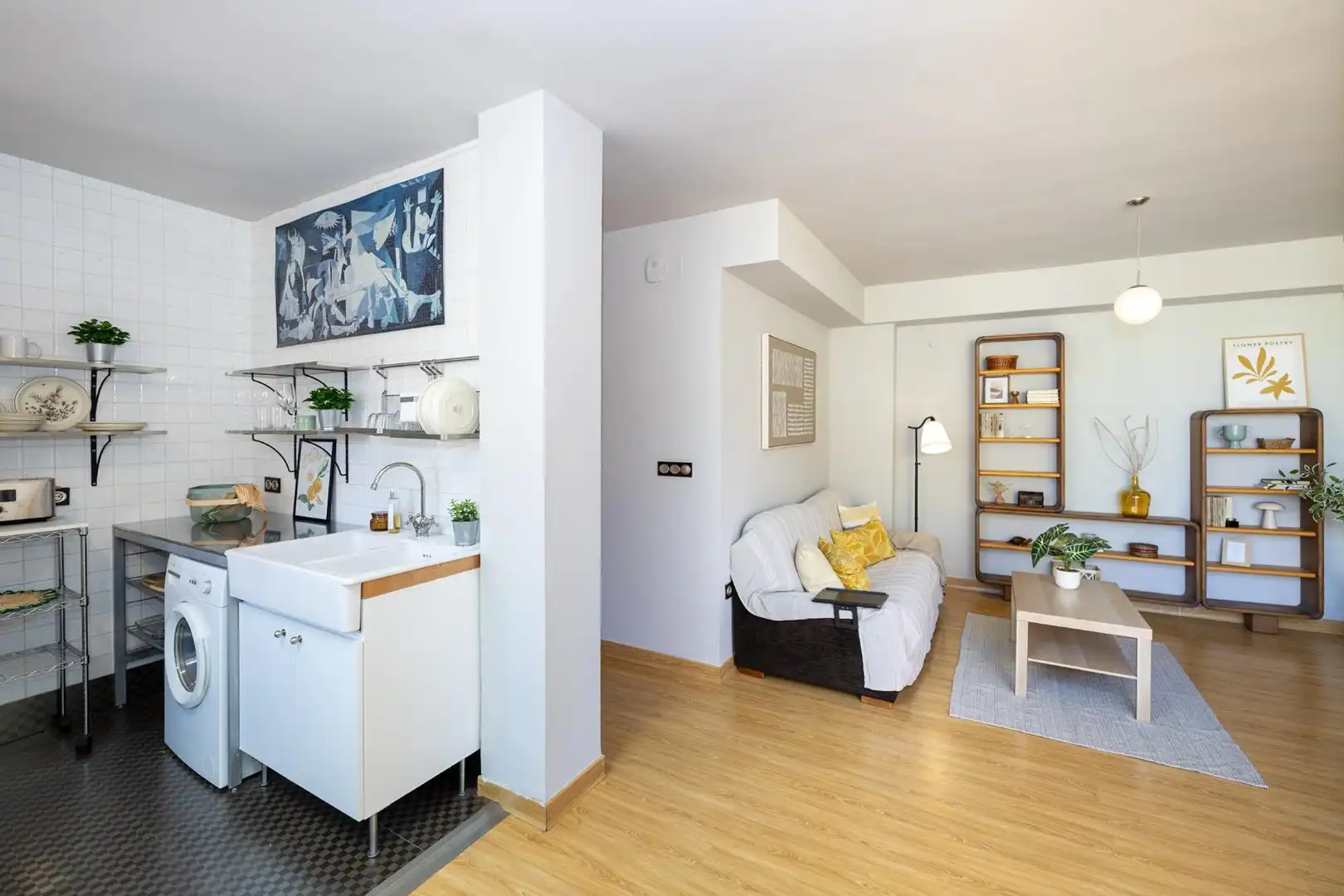 Sala d'estar de Dúplex en venda en Granada amb Aire condicionat i Terrassa