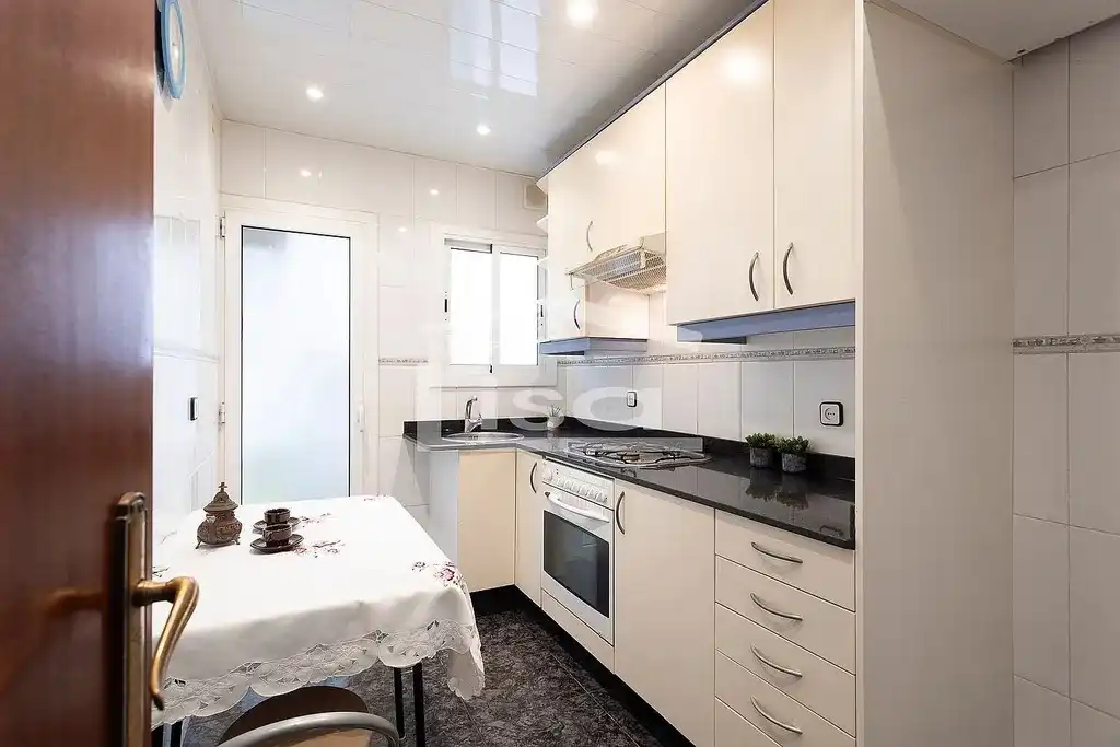 Piso con terraza en venta en Carrer d'Enric Casanovas, imagen 18