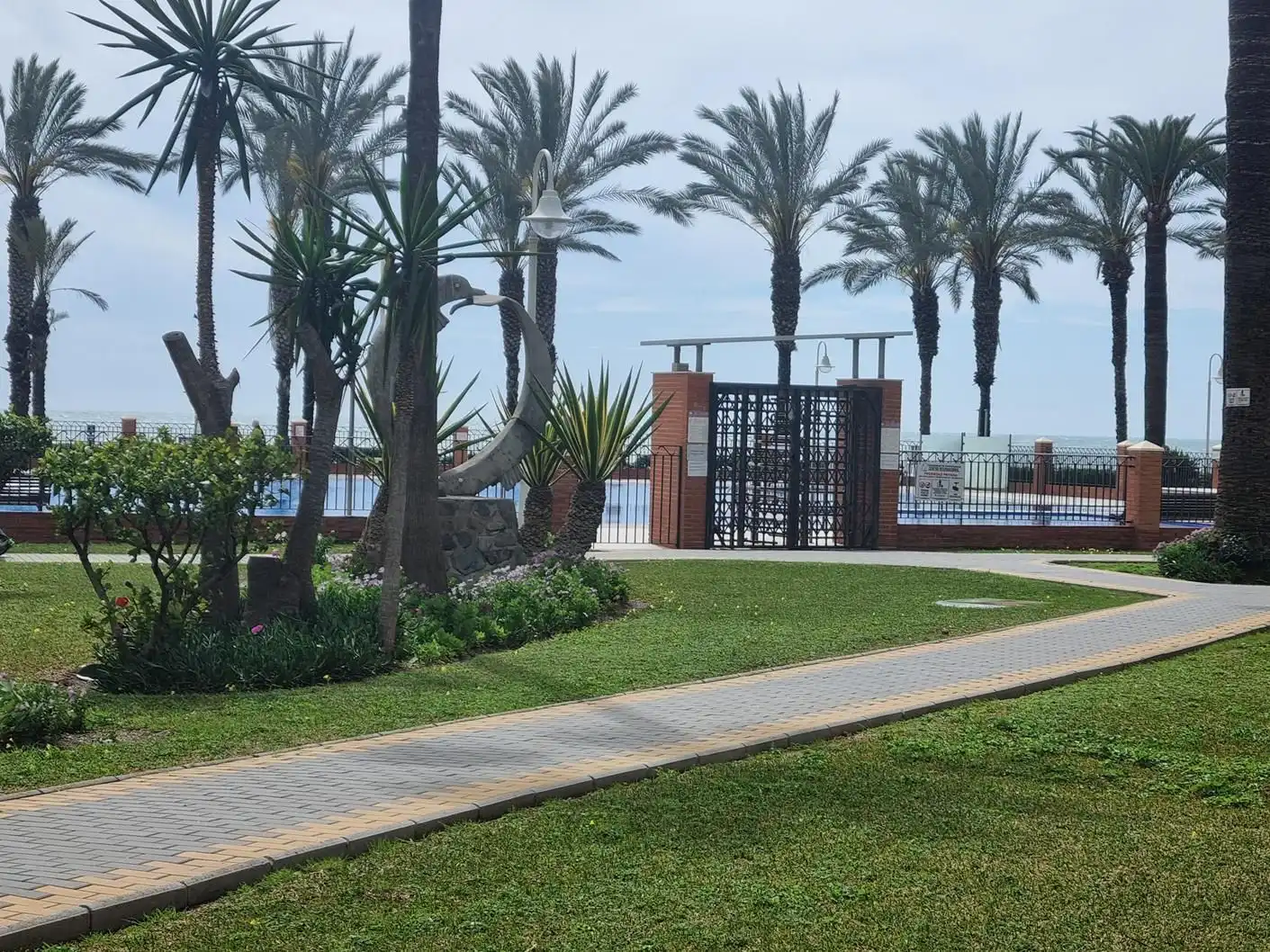 Piscina de Estudi de lloguer en Algarrobo amb Aire condicionat, Calefacció i Terrassa