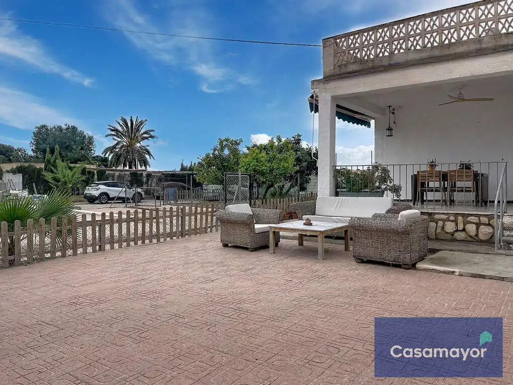 Casa o chalet en venta en Carrer Mig Jorn, La Huerta