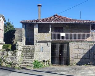 Vista exterior de Finca rústica en venda en Esgos amb Jardí privat