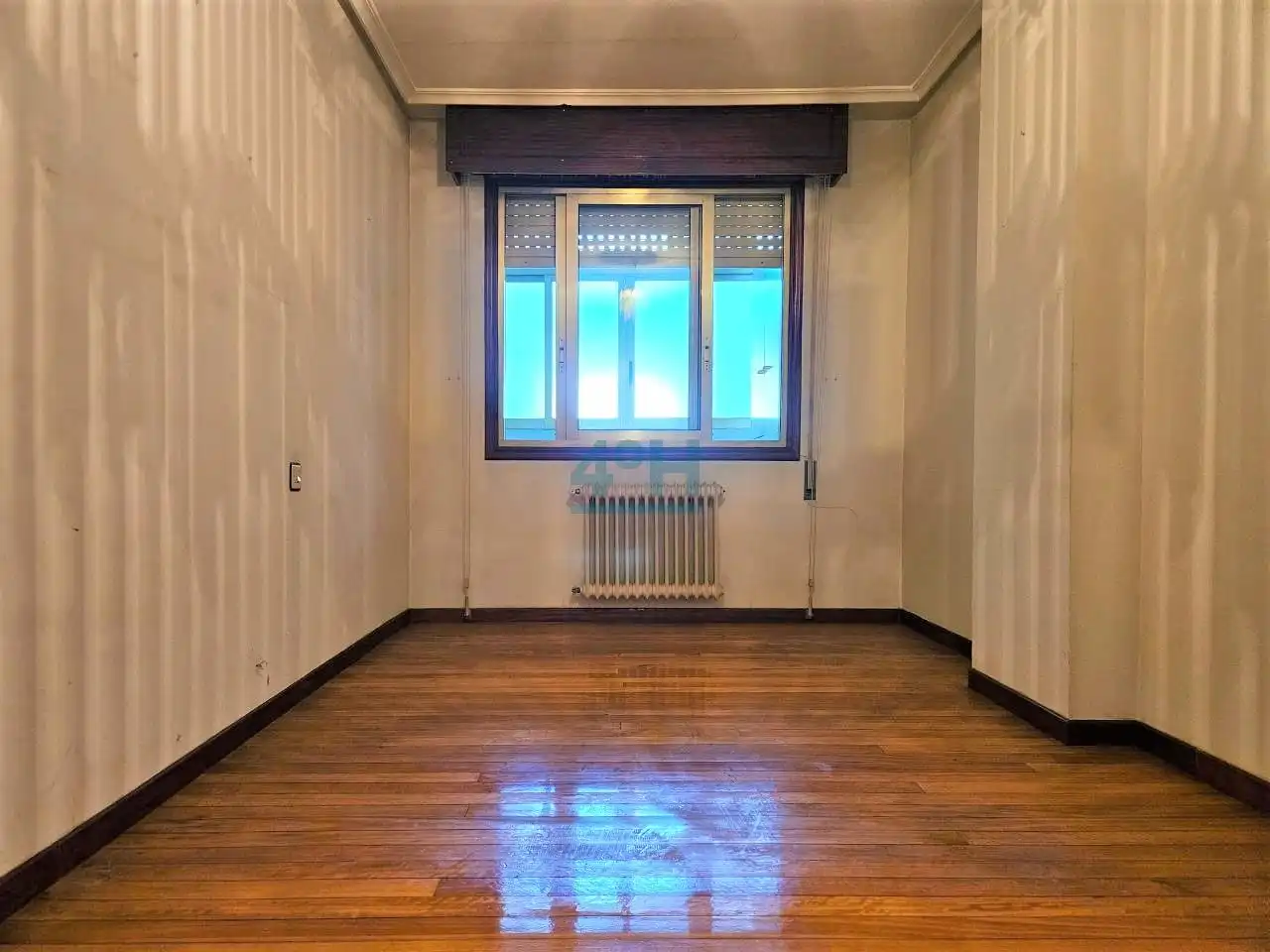 Wohnzimmer von Wohnung zum Verkauf in Ourense Capital  mit Heizung, Parkett und Terrasse