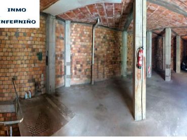 Local comercial en venta en Fene
