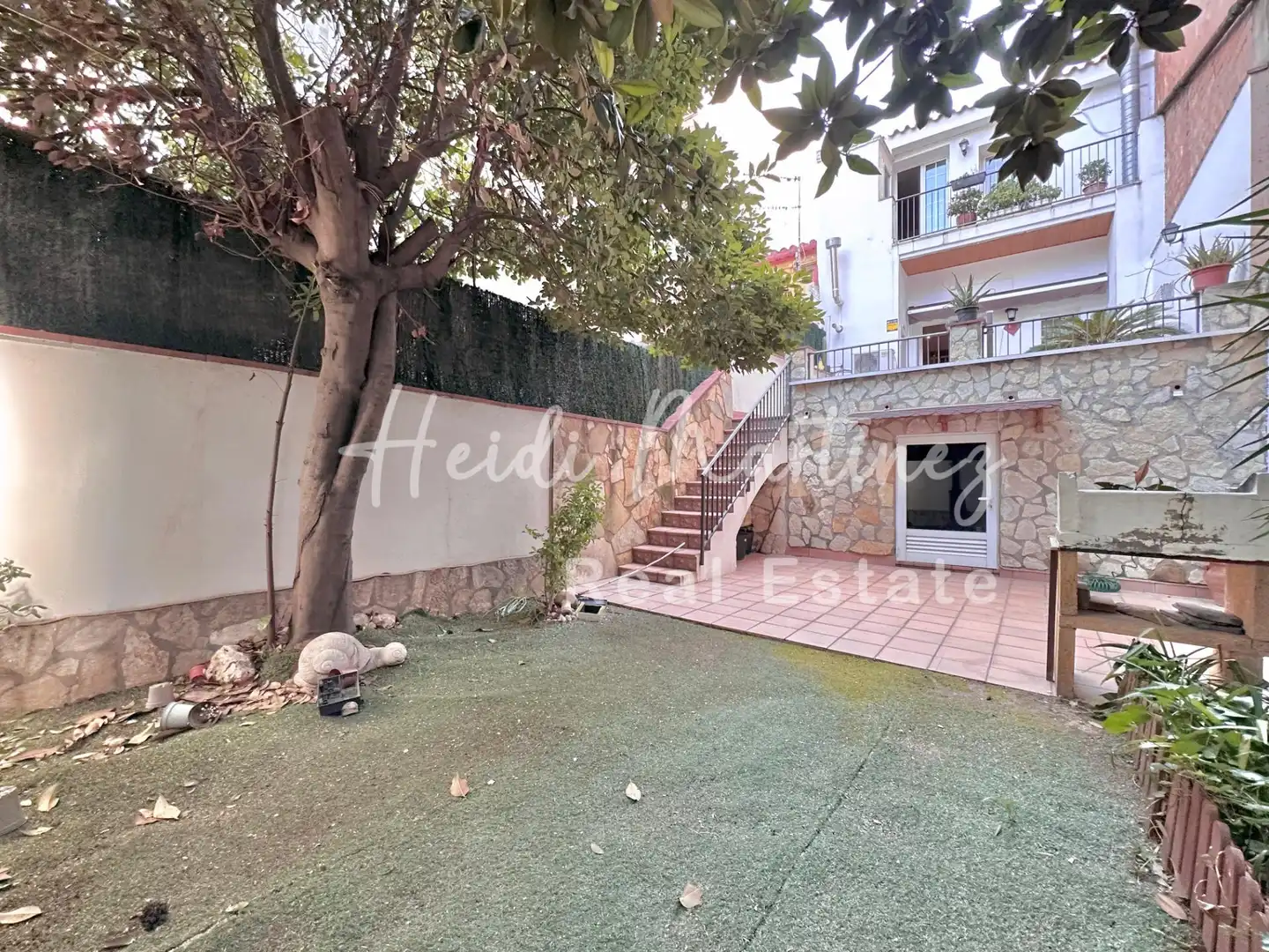 Terrassa de Casa o xalet en venda en Molins de Rei amb Aire condicionat, Calefacció i Jardí privat