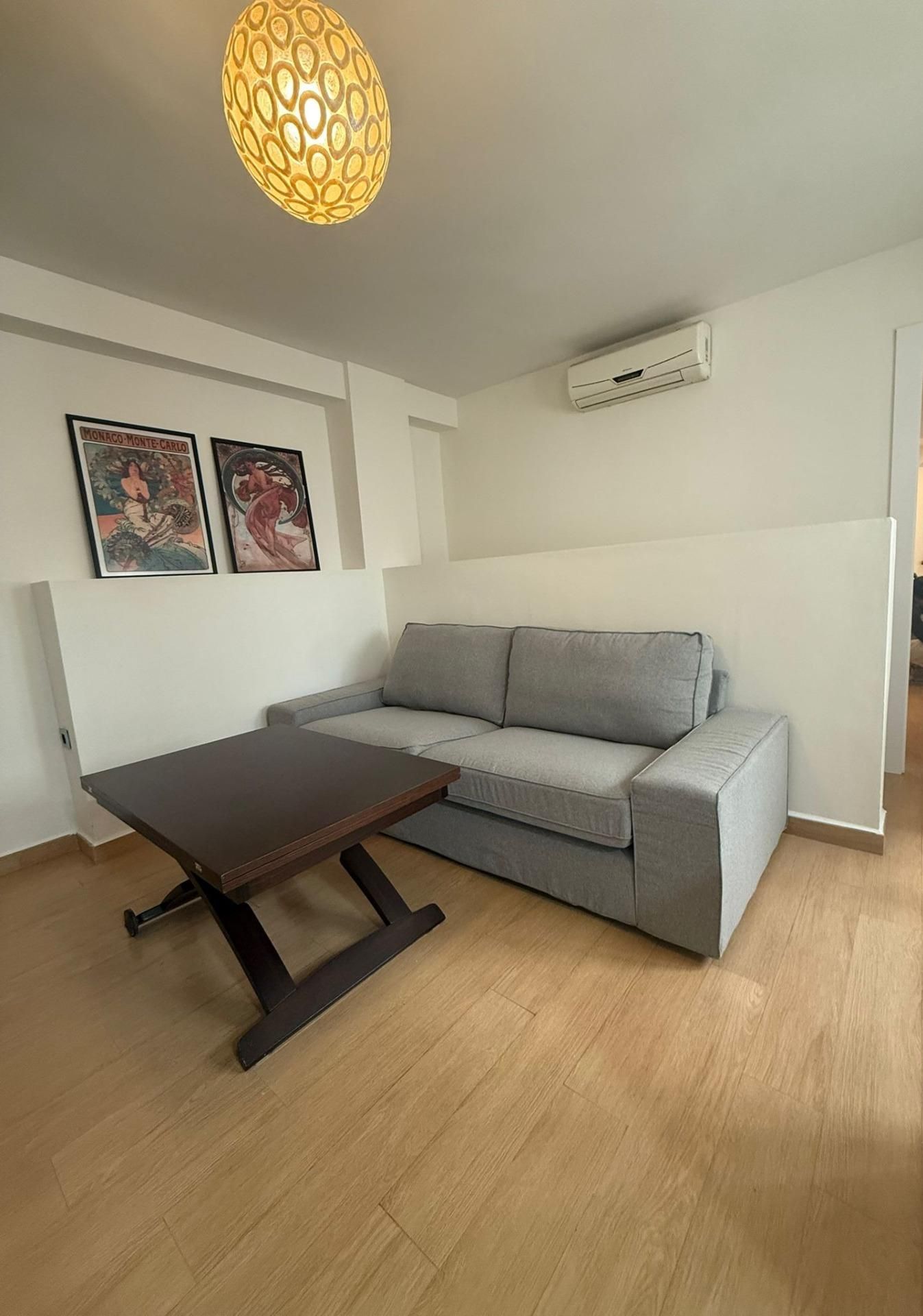 Sala d'estar de Planta baixa de lloguer en  Granada Capital amb Parquet