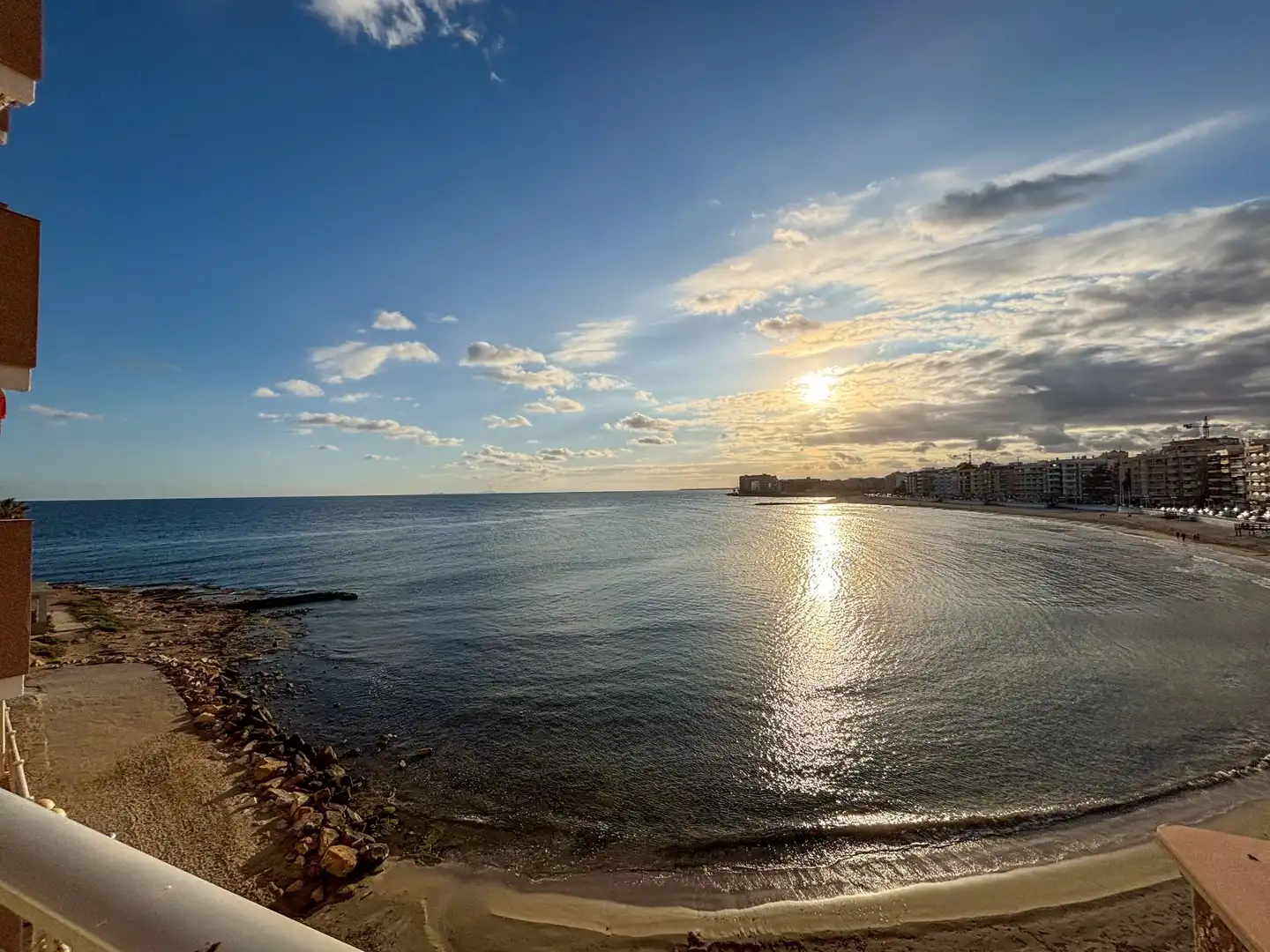 Apartamento con ascensor en alquiler en Playa de los Locos, imagen 4