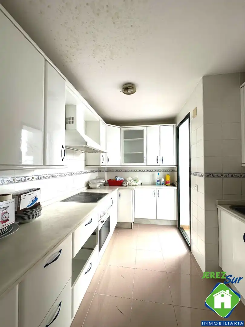 Cocina de Piso en venta en Jerez de la Frontera con Aire acondicionado, Calefacción y Terraza