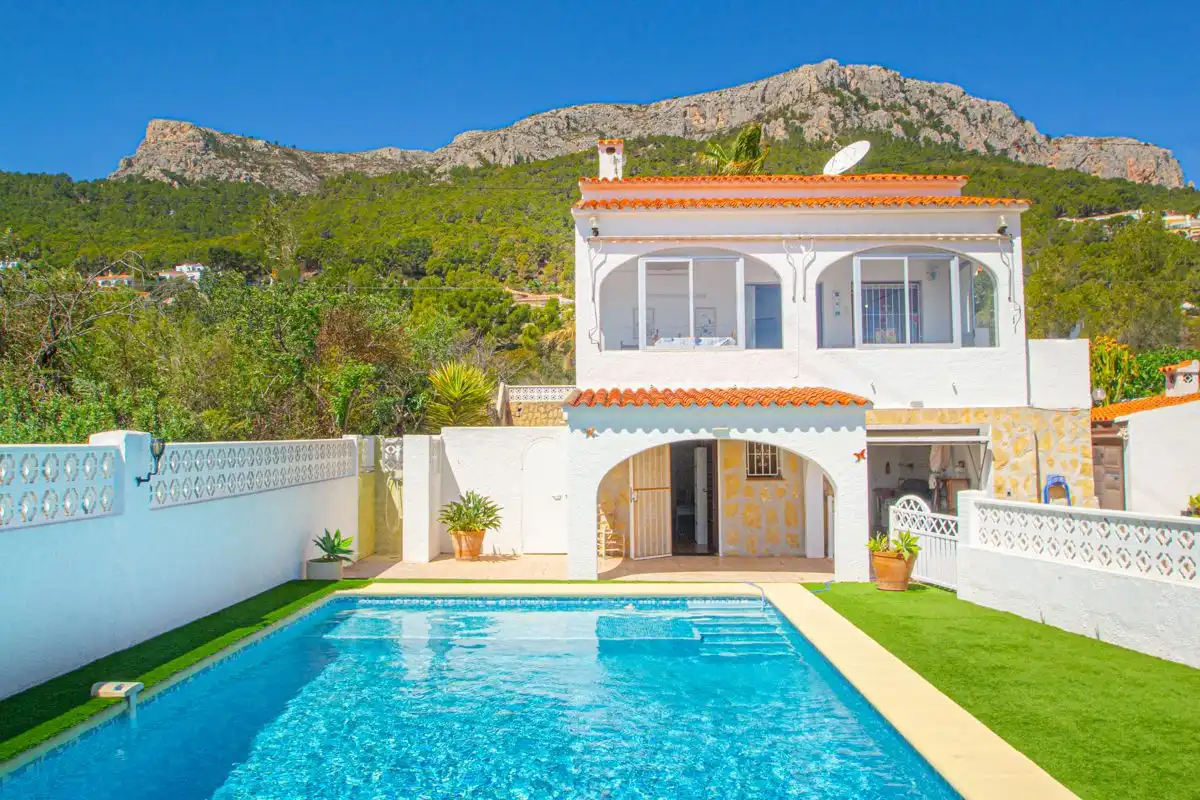 Exterior view of Houses for sale in Calpe / Calp  with Air Conditioner, Heating and Private garden