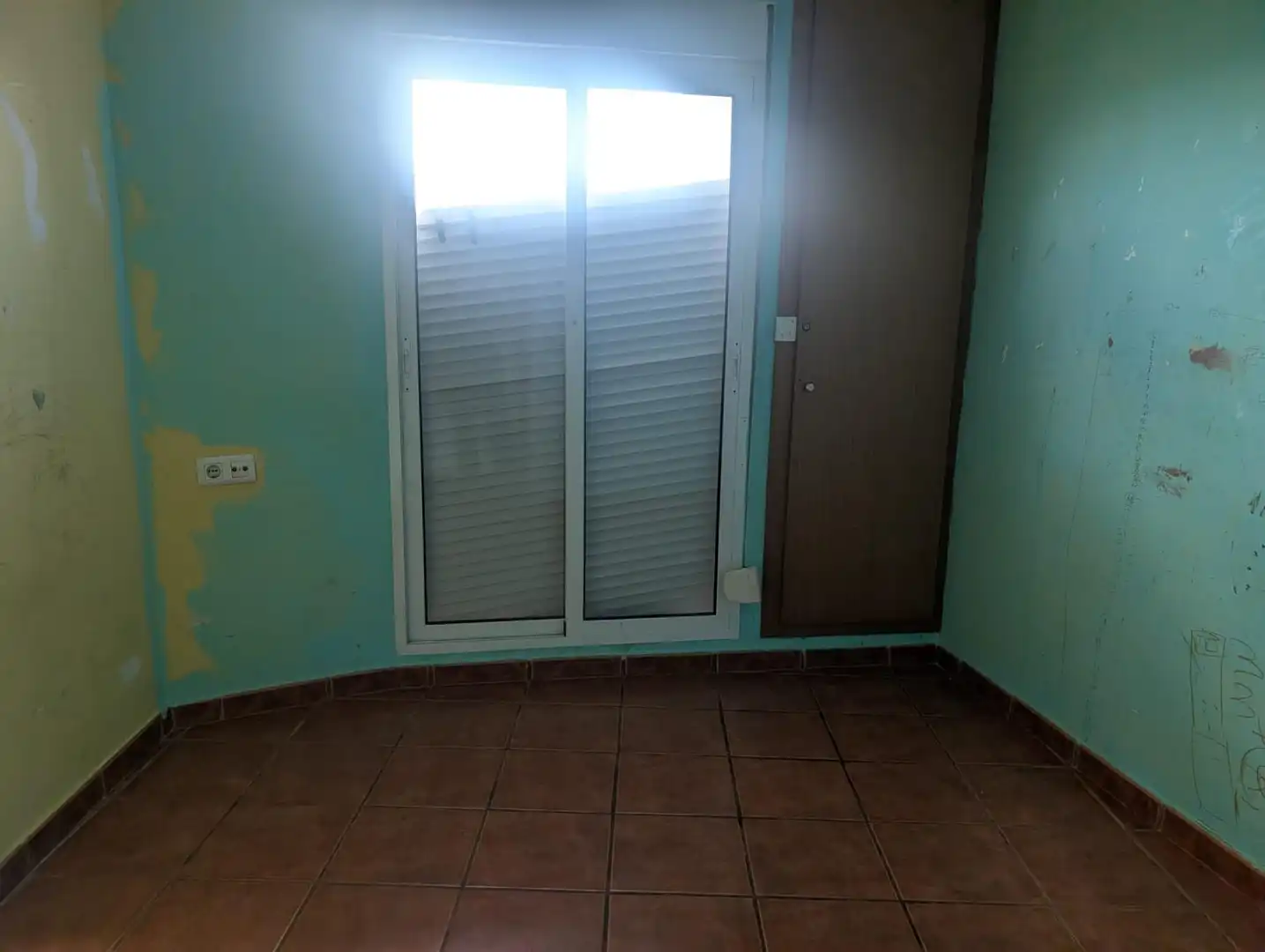 Habitación de Casa adosada en venta en Benimuslem