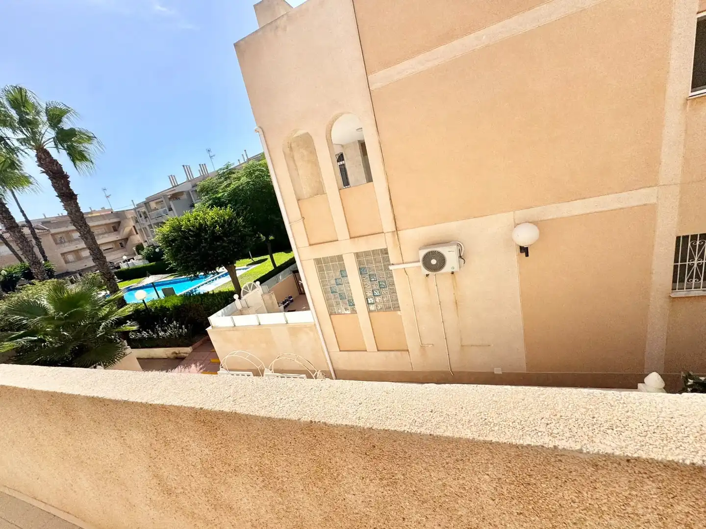 Balcony of Flat for rent in Torrevieja  with Air Conditioner, Heating and Swimming Pool