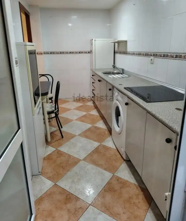 Cuina de Pis en venda en Dos Hermanas amb Aire condicionat