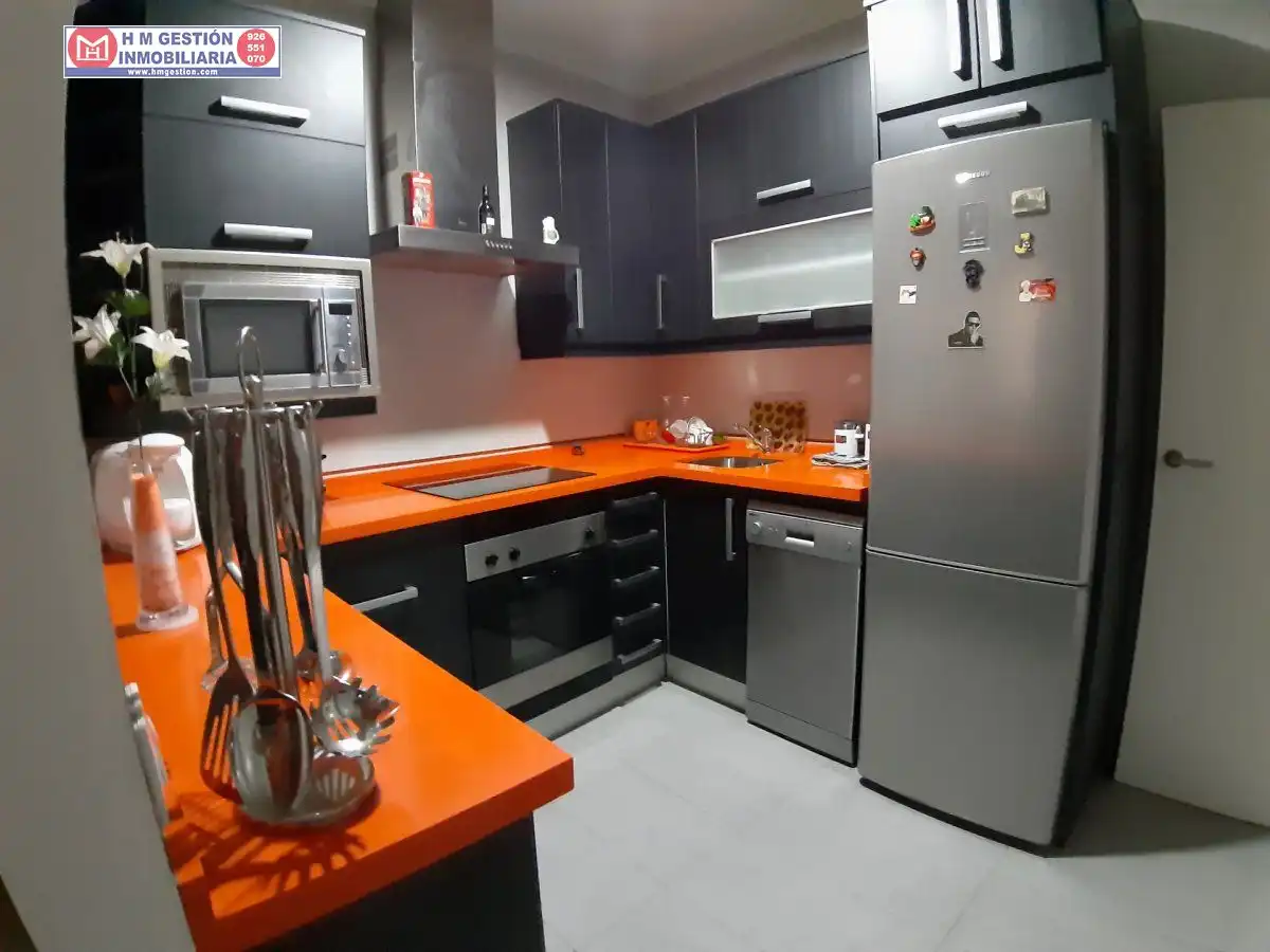 Casa amb terrassa en venda a Herencia, imagen 6
