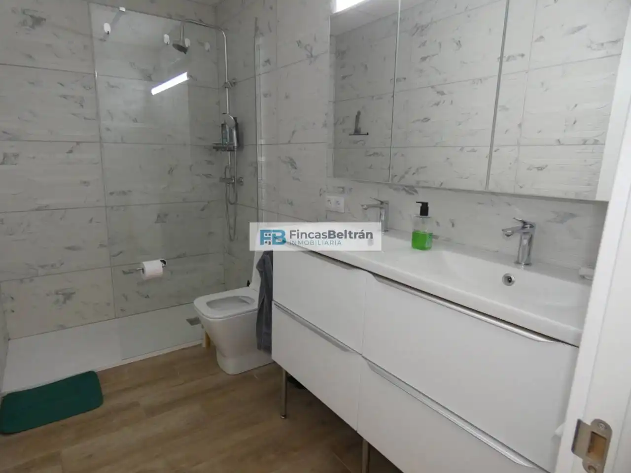 Casa a schiera in vendita a Calle Castellón, imagen 4