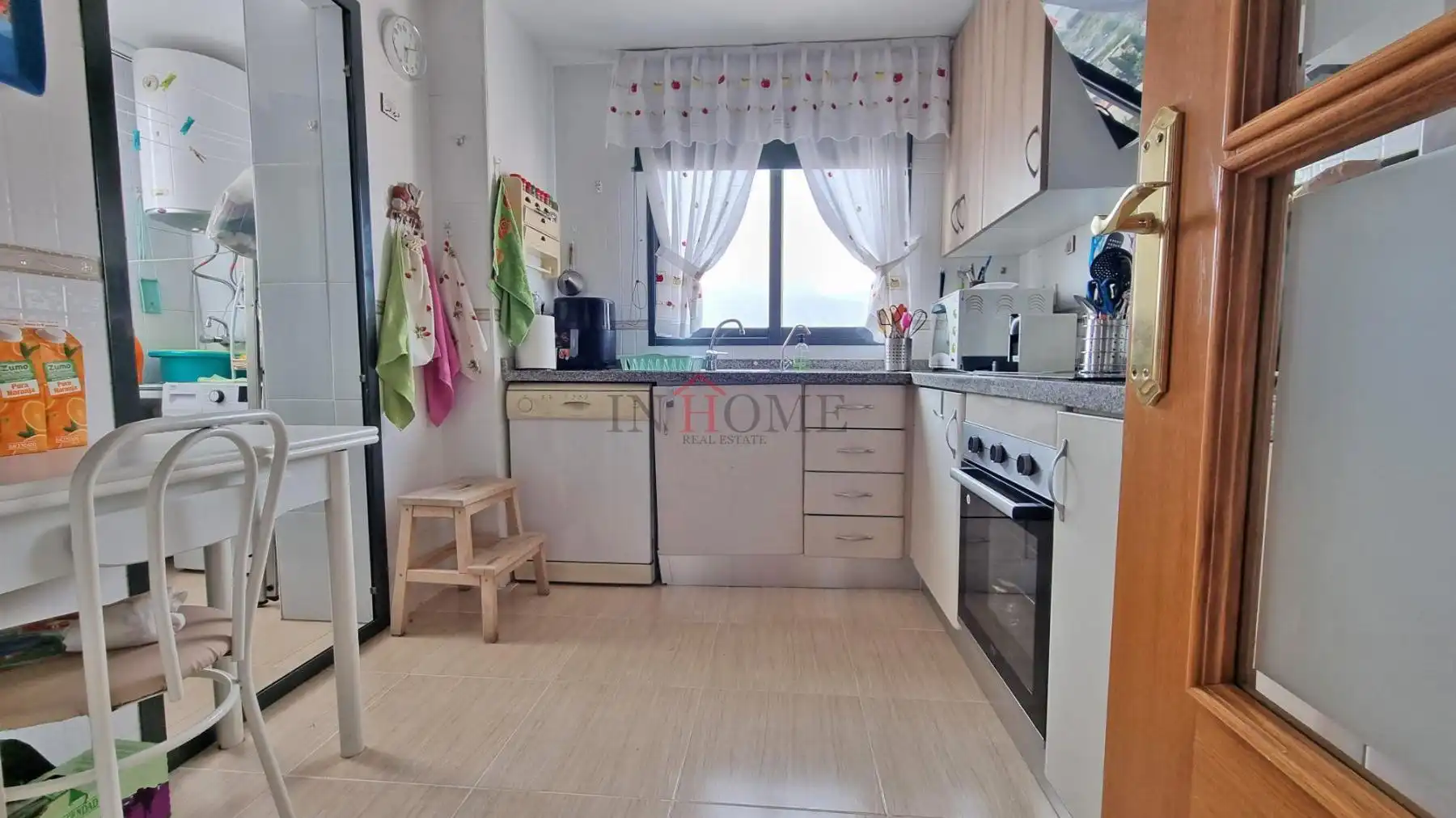 Cocina de Apartamento en venta en Benidorm con Aire acondicionado, Terraza y Amueblado