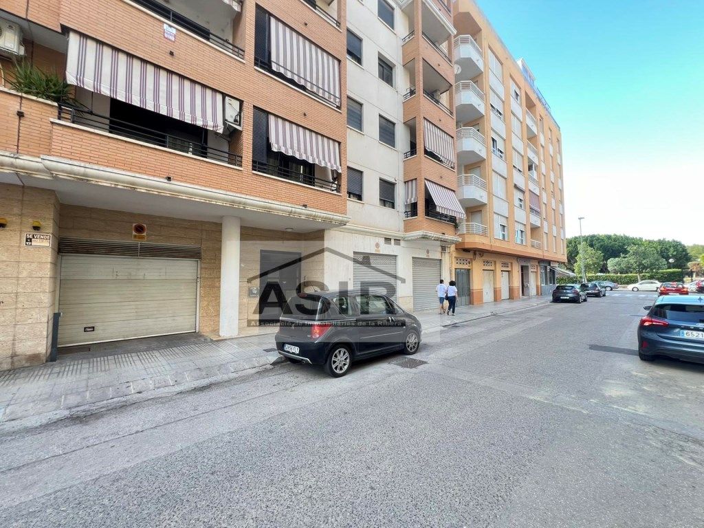 Exterior view of Garage for sale in Alzira