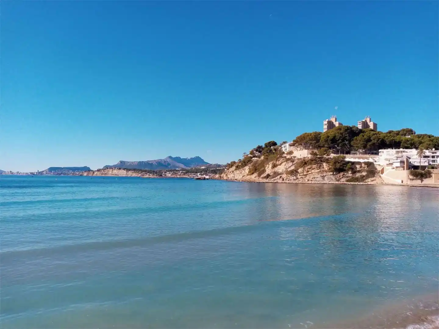 Vista exterior de Casa o xalet en venda en Moraira amb Piscina i Balcó