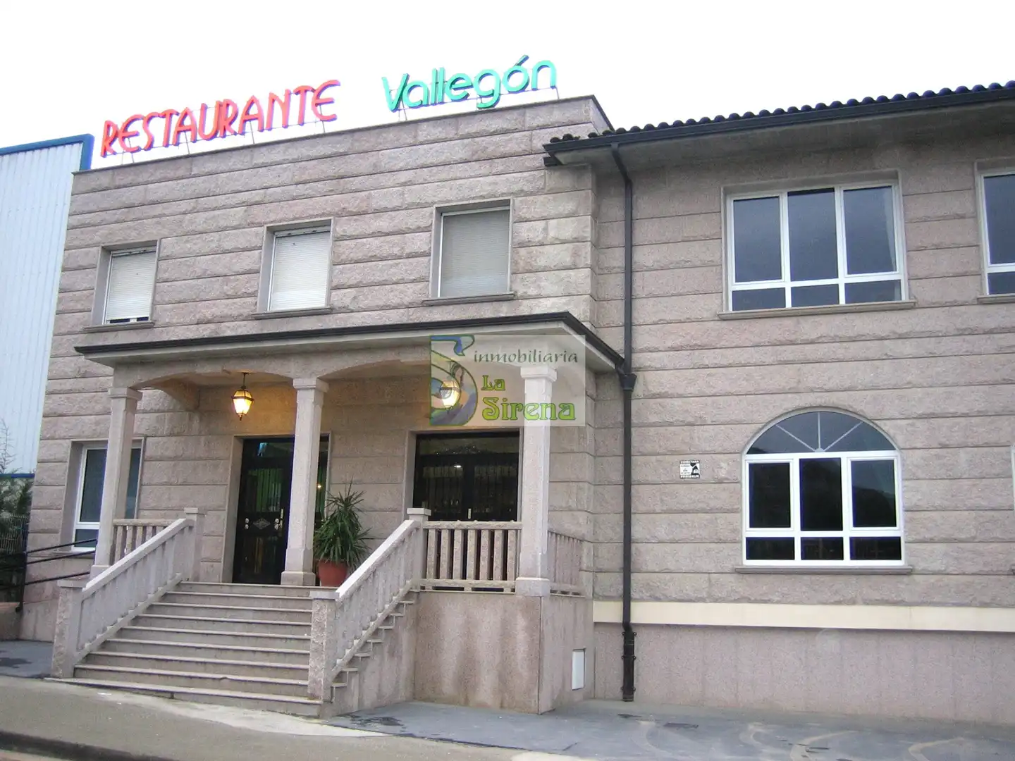 Commercial properties for sale in Castro-Urdiales  with Air Conditioner, Heating and Terrace