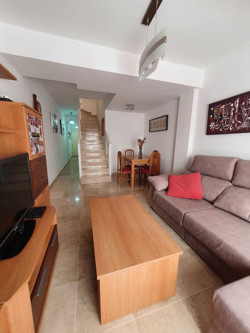Sala d'estar de Dúplex en venda en Puerto del Rosario amb Aire condicionat, Traster i Moblat
