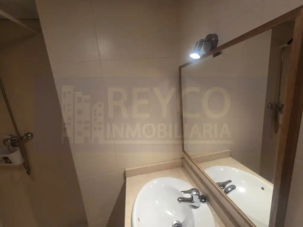 Baño de Piso en venta en  Logroño