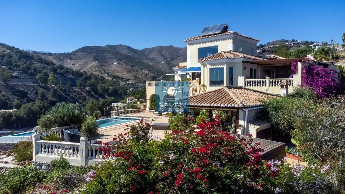 Villa con piscina in vendita a Cotobro, imagen 37