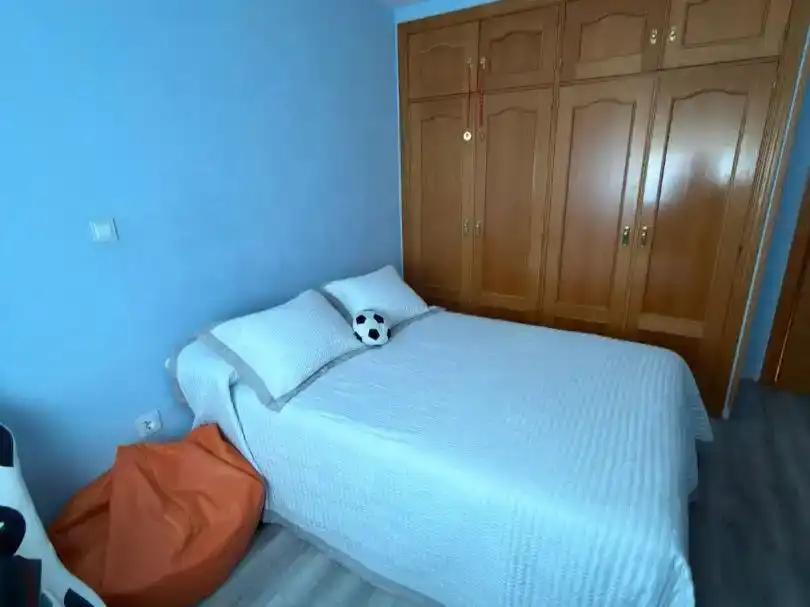 Habitación de Piso en venta en Parla con Aire acondicionado, Piscina y Balcón
