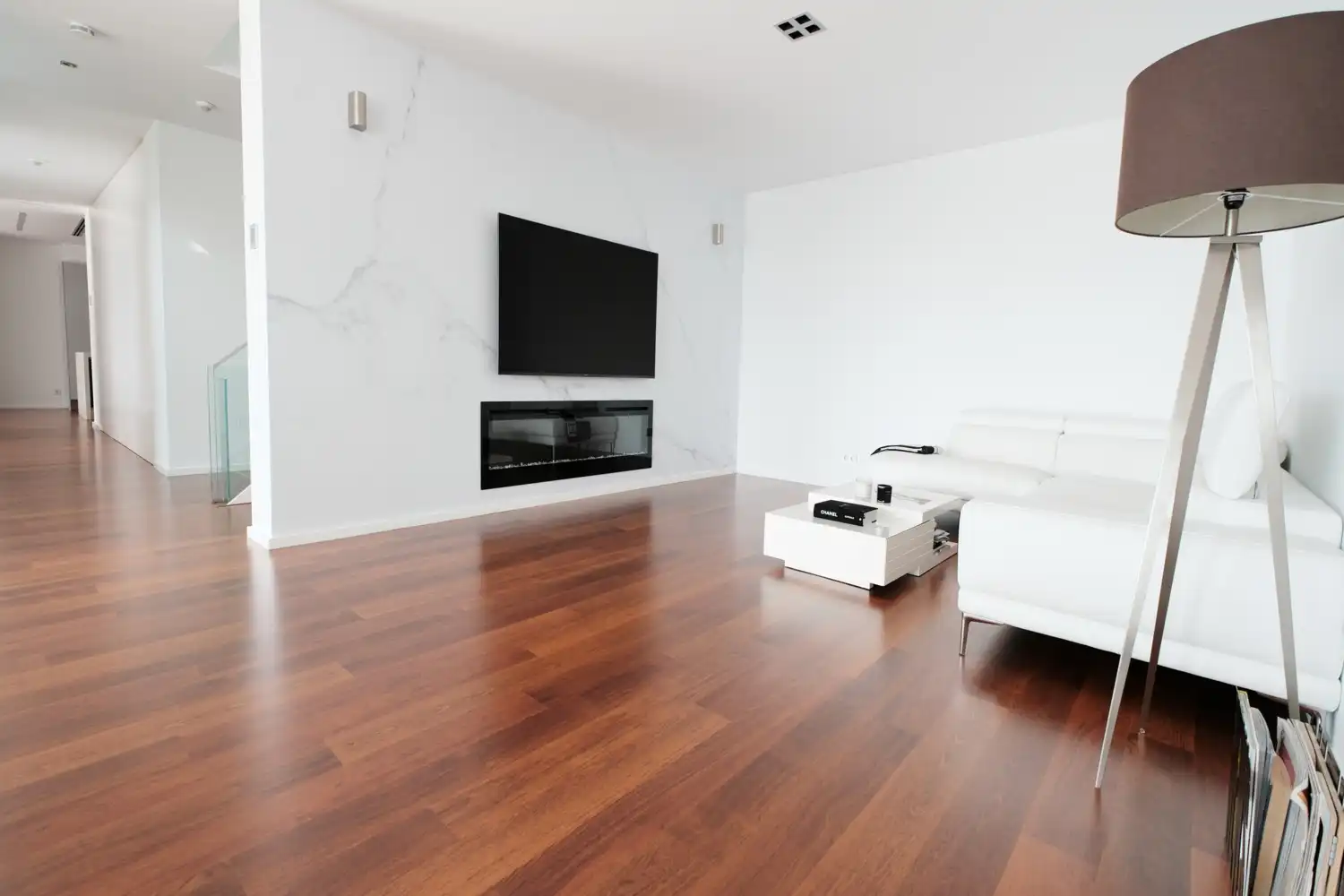 Sala d'estar de Casa o xalet en venda en Sagunto / Sagunt amb Aire condicionat, Calefacció i Jardí privat