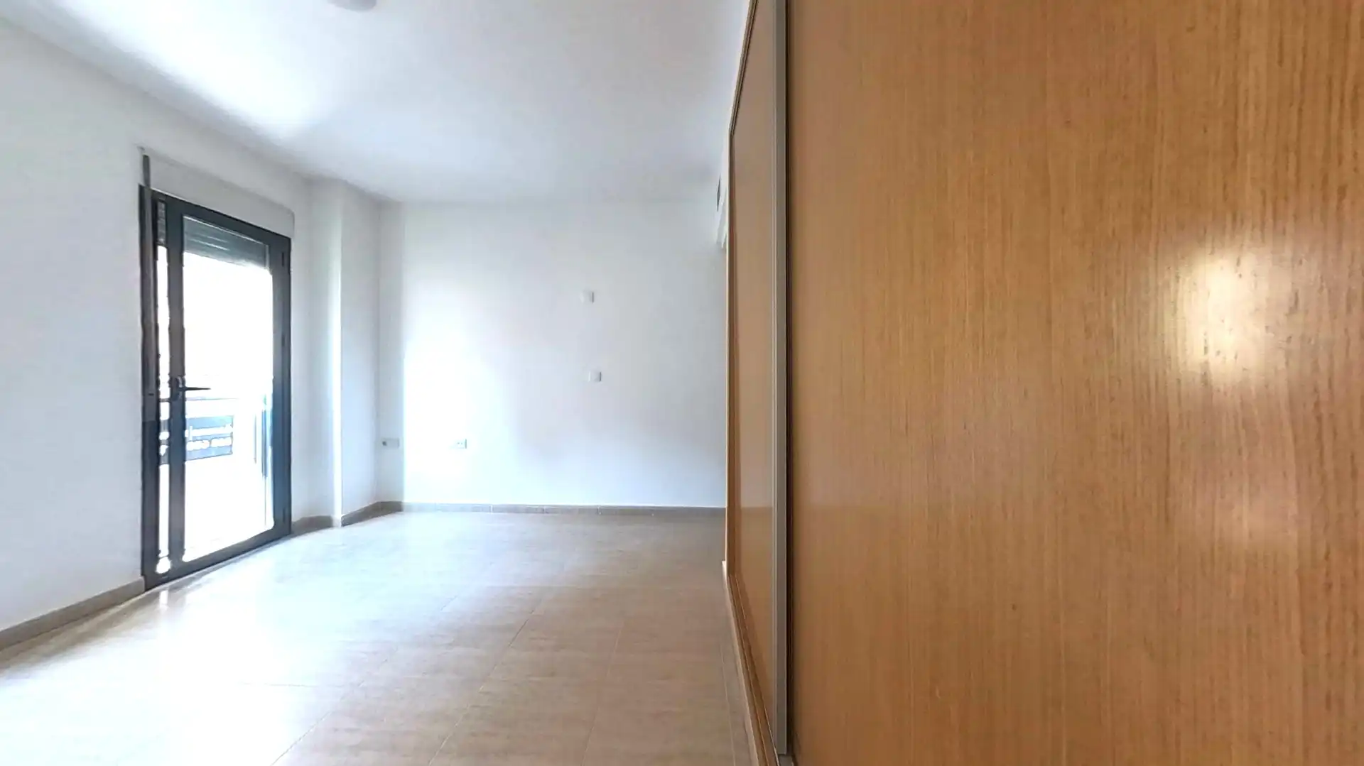 Habitación de Piso en venta en Murcia con Trastero y Balcón