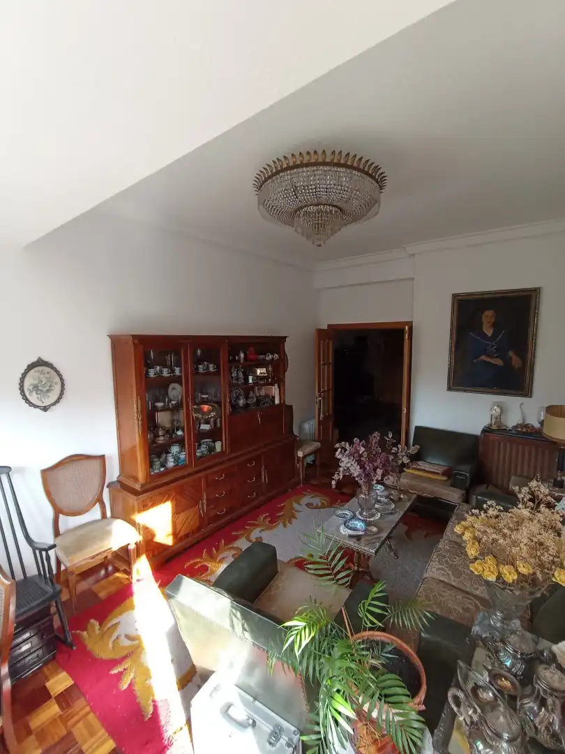Sala de estar de Piso en venta en Madrid con Calefacción, Parquet y Balcón