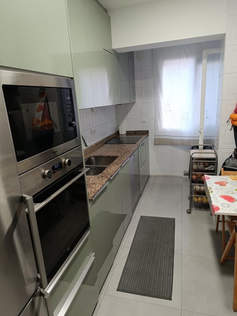 Cuina de Pis en venda en Reus amb Calefacció i Balcó