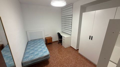 Foto 4 de Piso de alquiler en Avda de Madrid - Pº de la Estación, Jaén Capital