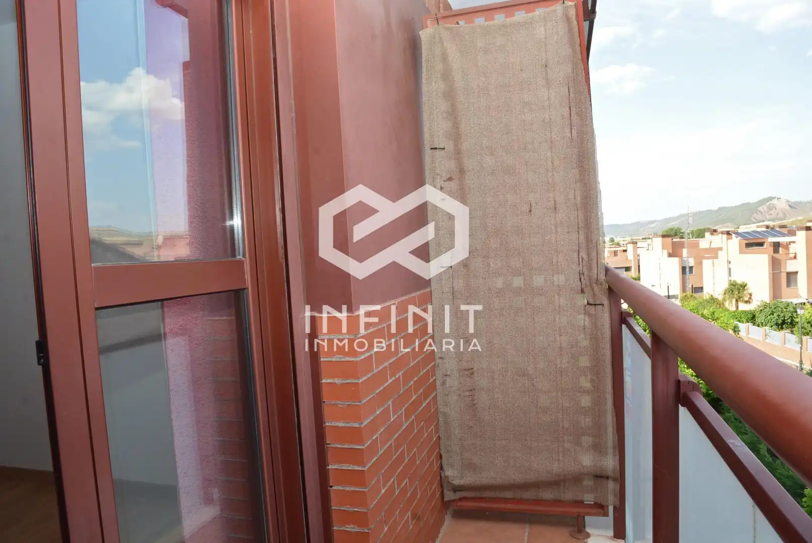 Terraza de Piso en venta en Guadalajara con Calefacción, Terraza y Trastero