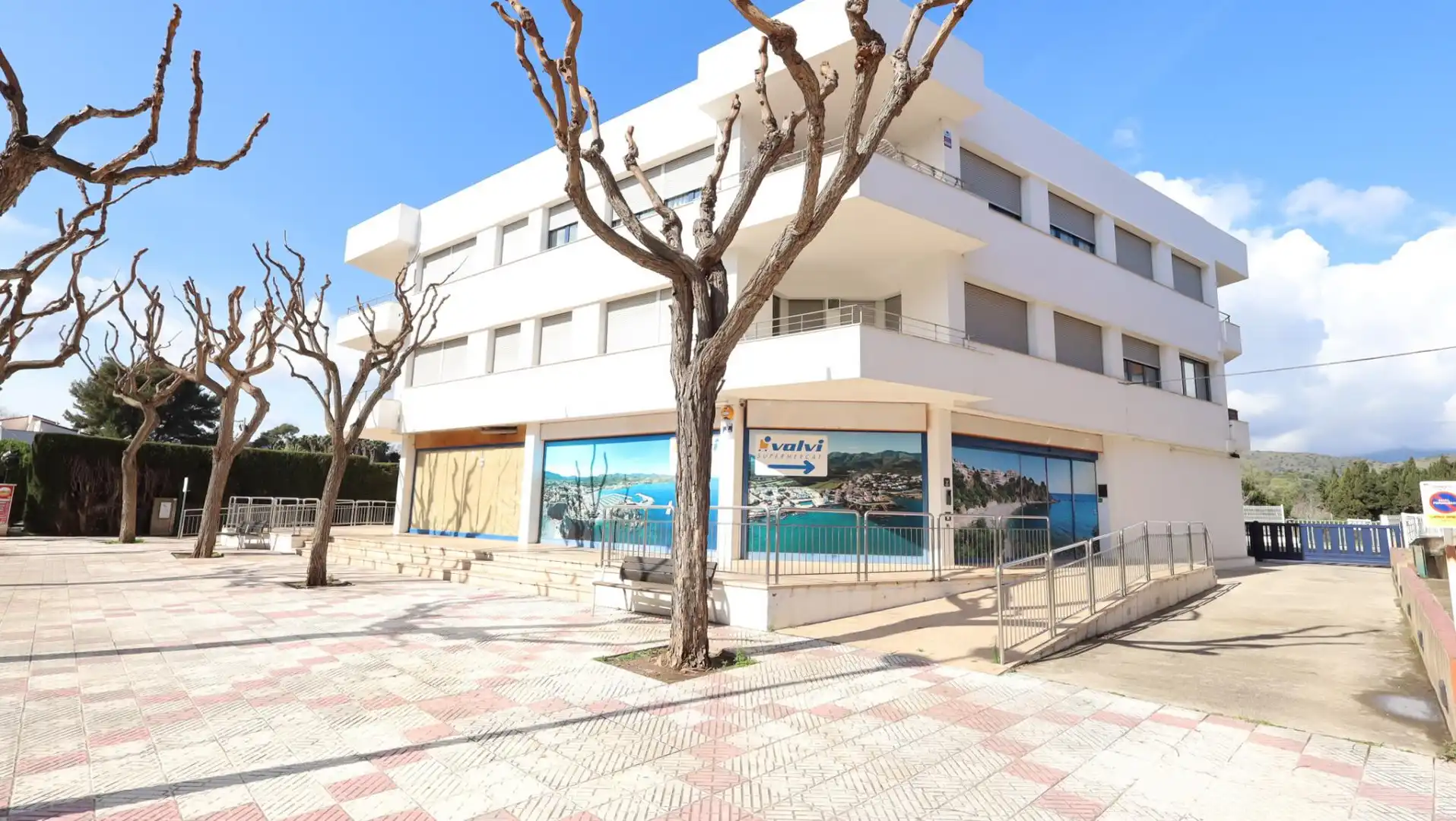Exterior view of Flat for sale in Llançà  with Heating, Terrace and Furnished