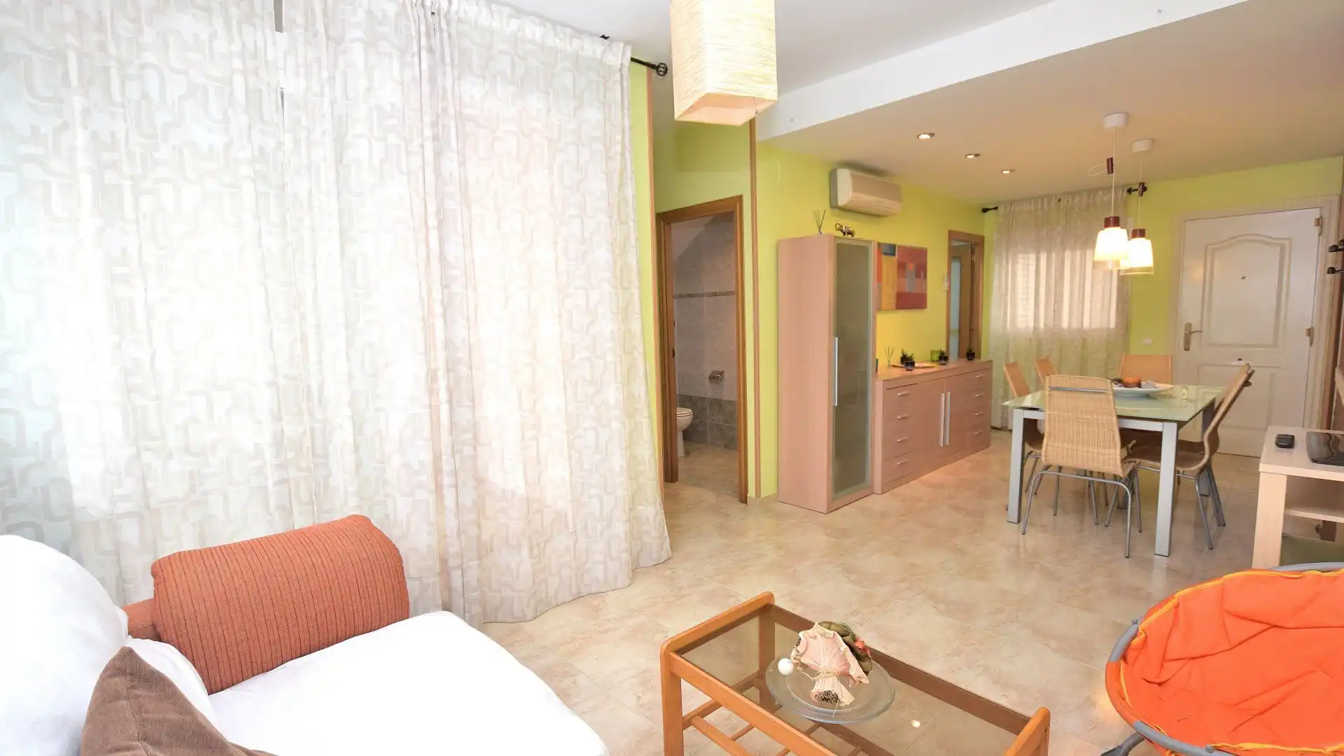 Habitación de Dúplex en venta en Salou con Aire acondicionado, Calefacción y Amueblado