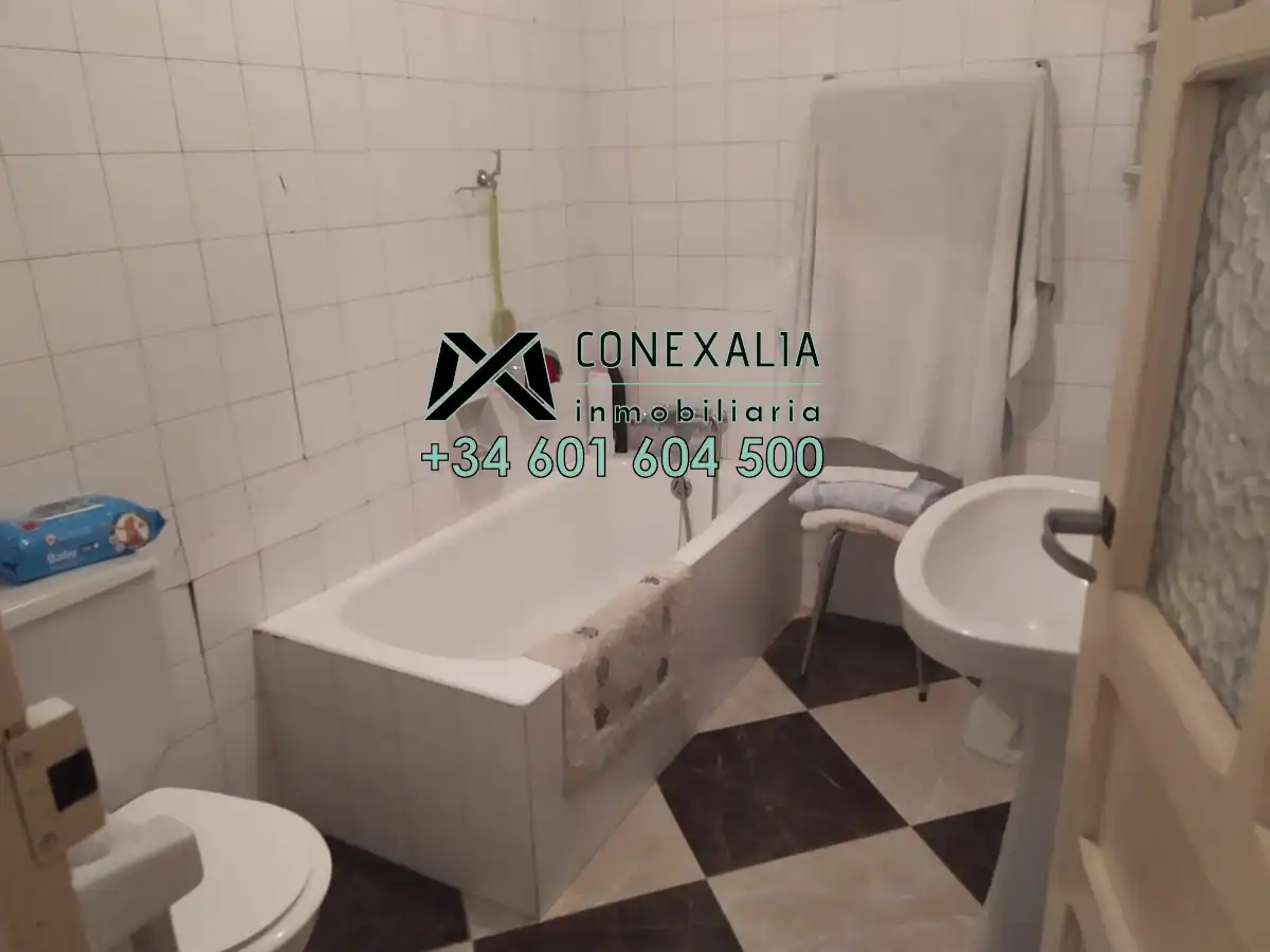 Baño de Casa o chalet en venta en Pruna con Terraza y Balcón
