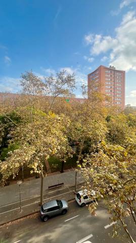 Piso en Venta en La Verneda i la Pau