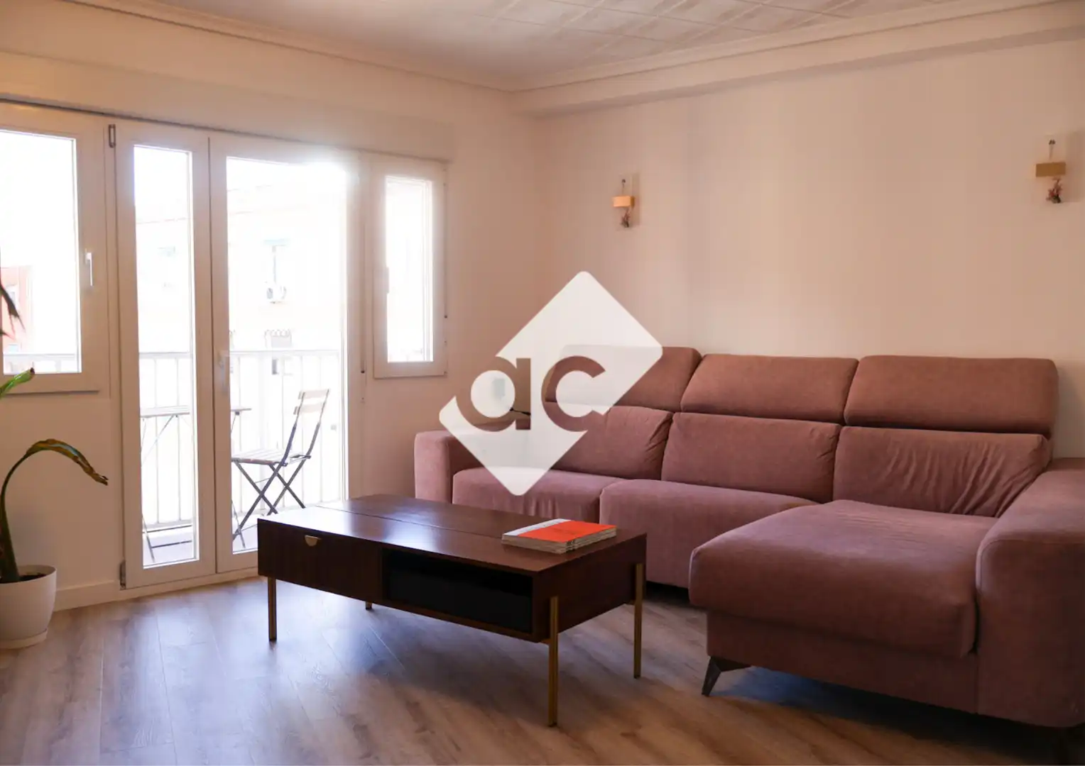Habitación de Apartamento de alquiler en Valencia con Aire acondicionado, Calefacción y Parquet
