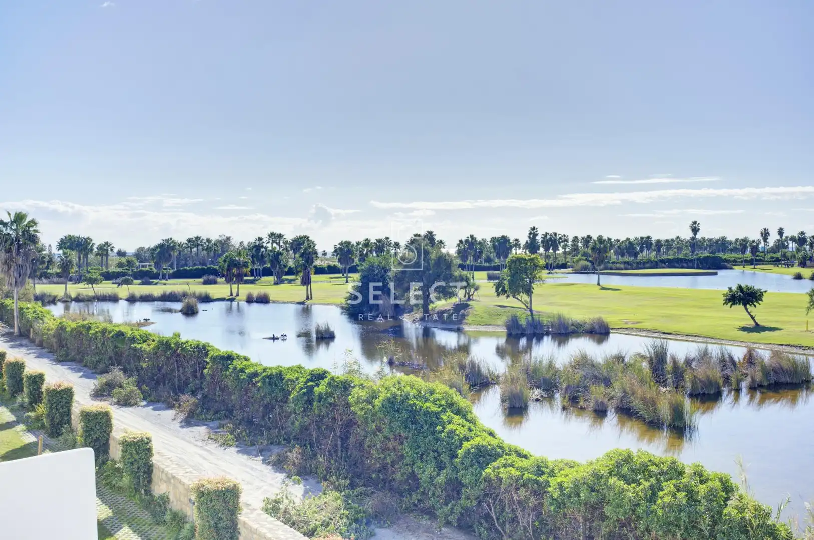 Außenansicht von Wohnungen zum Verkauf in Motril mit Klimaanlage, Heizung und Terrasse
