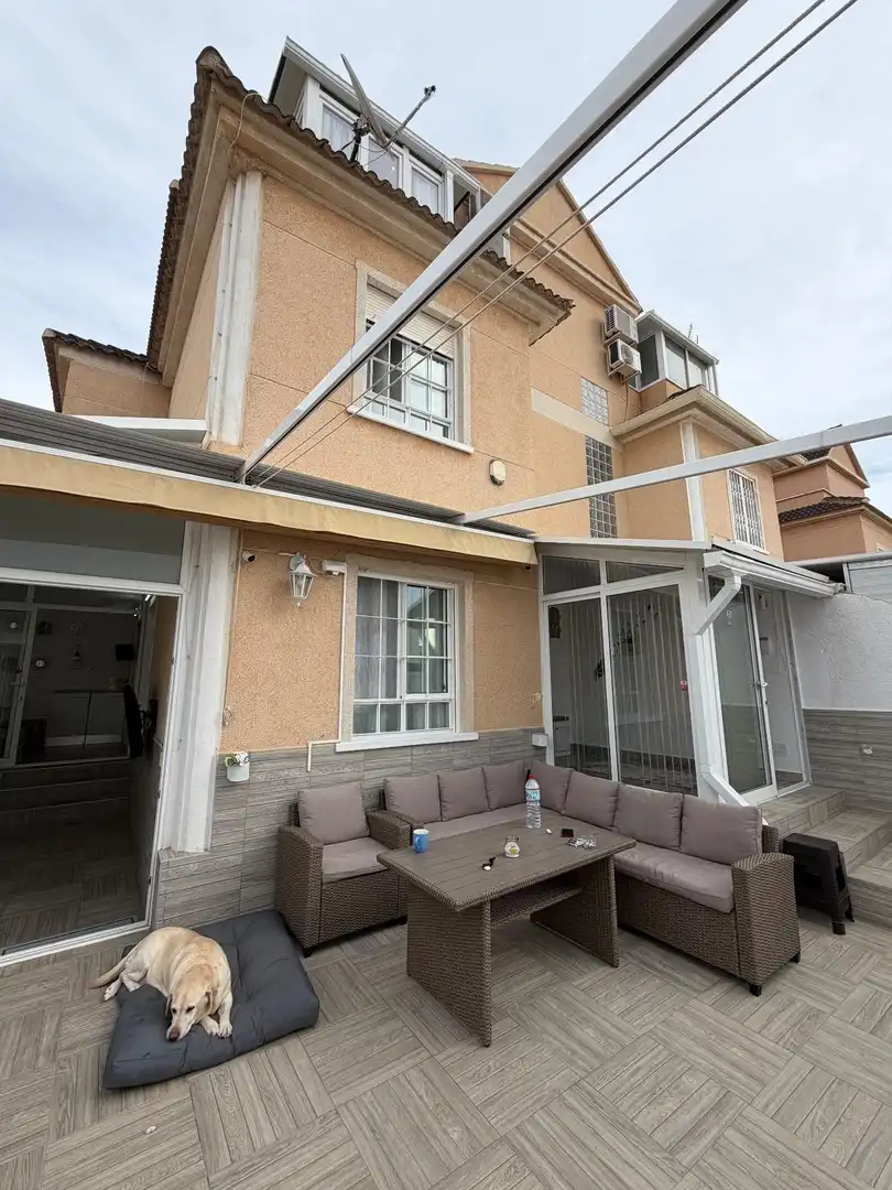 Semi-detached house with terrace for sale in Orihuela Costa, imagen 3