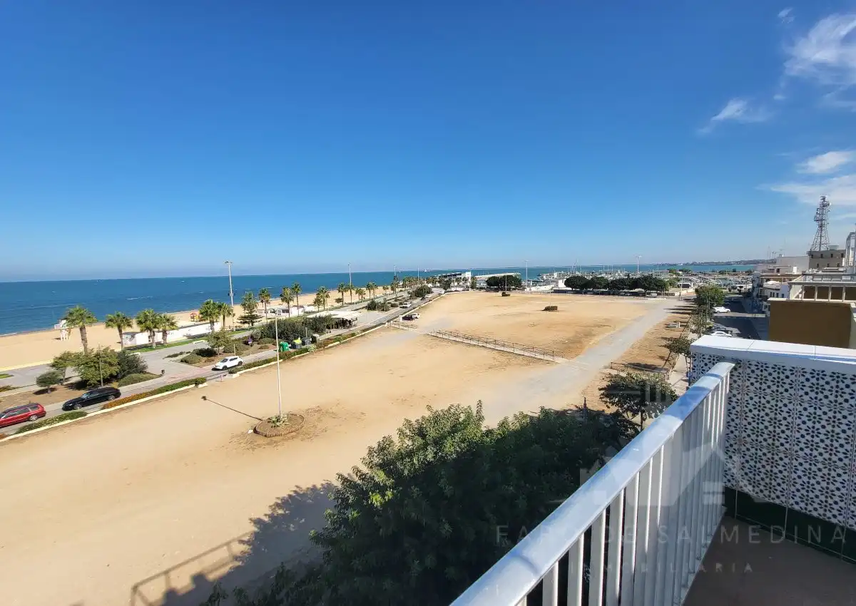 Parkplatz von Dachboden zum Verkauf in Playa Cruz del Mar