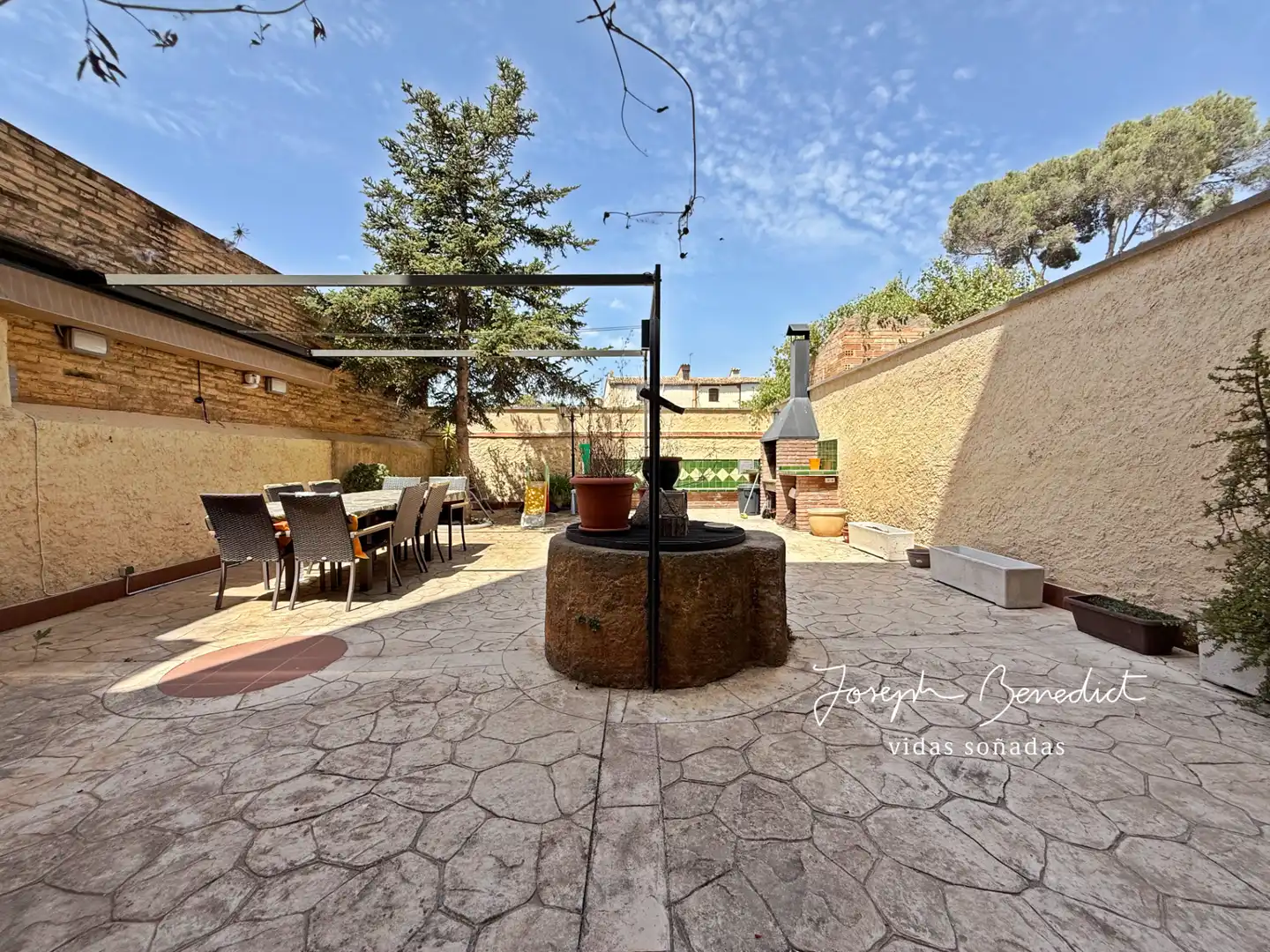 Terrassa de Casa o xalet en venda en Sant Quintí de Mediona amb Aire condicionat, Calefacció i Jardí privat