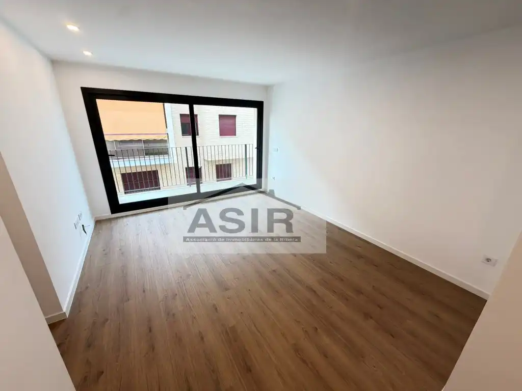 Habitación de Piso de alquiler en Polinyà de Xúquer con Piscina