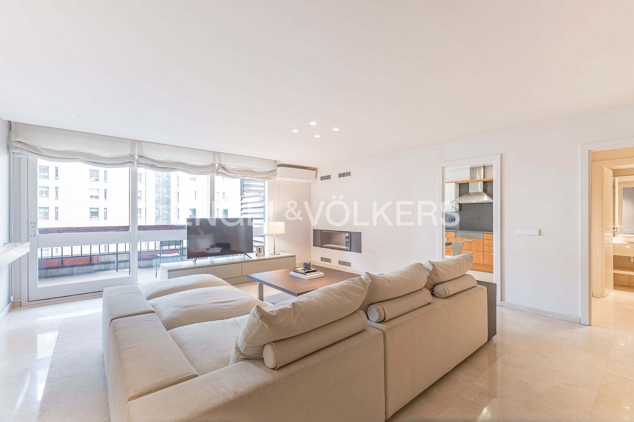 Sala d'estar de Apartament de lloguer en  Barcelona Capital amb Aire condicionat, Calefacció i Parquet