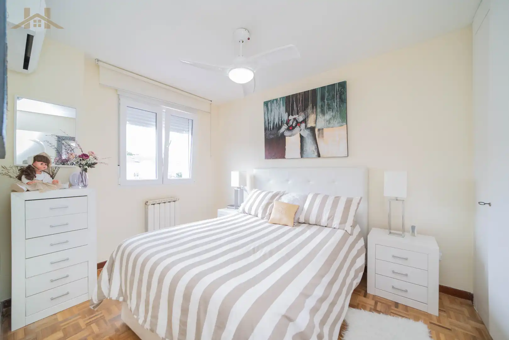 Habitación de Casa adosada en venta en Rivas-Vaciamadrid con Aire acondicionado, Calefacción y Jardín privado