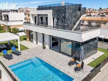 Villa con piscina in vendita a Torre del Moro