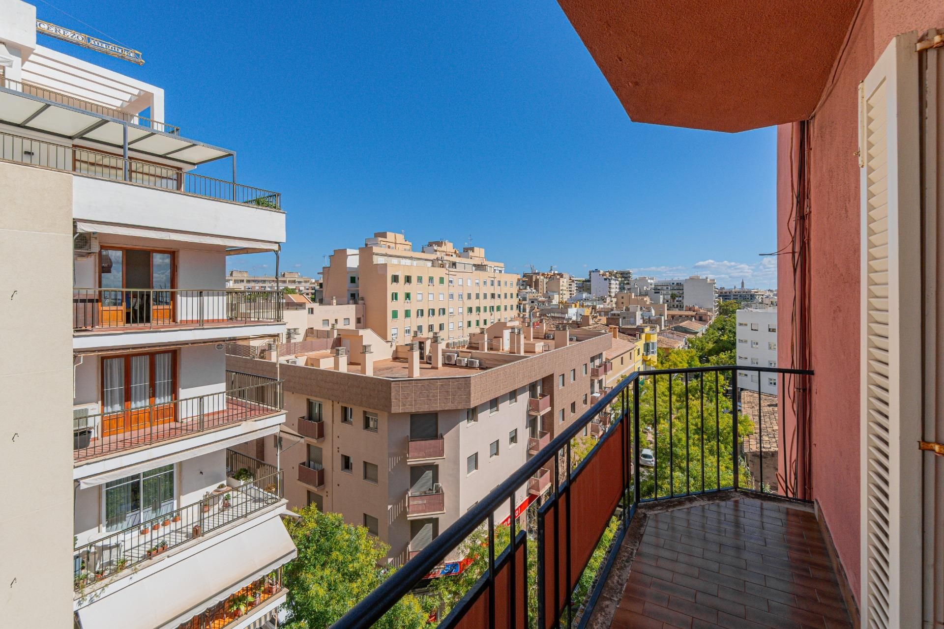 Flat for sale in  ANTICH, 40, Santa Catalina, Ponent