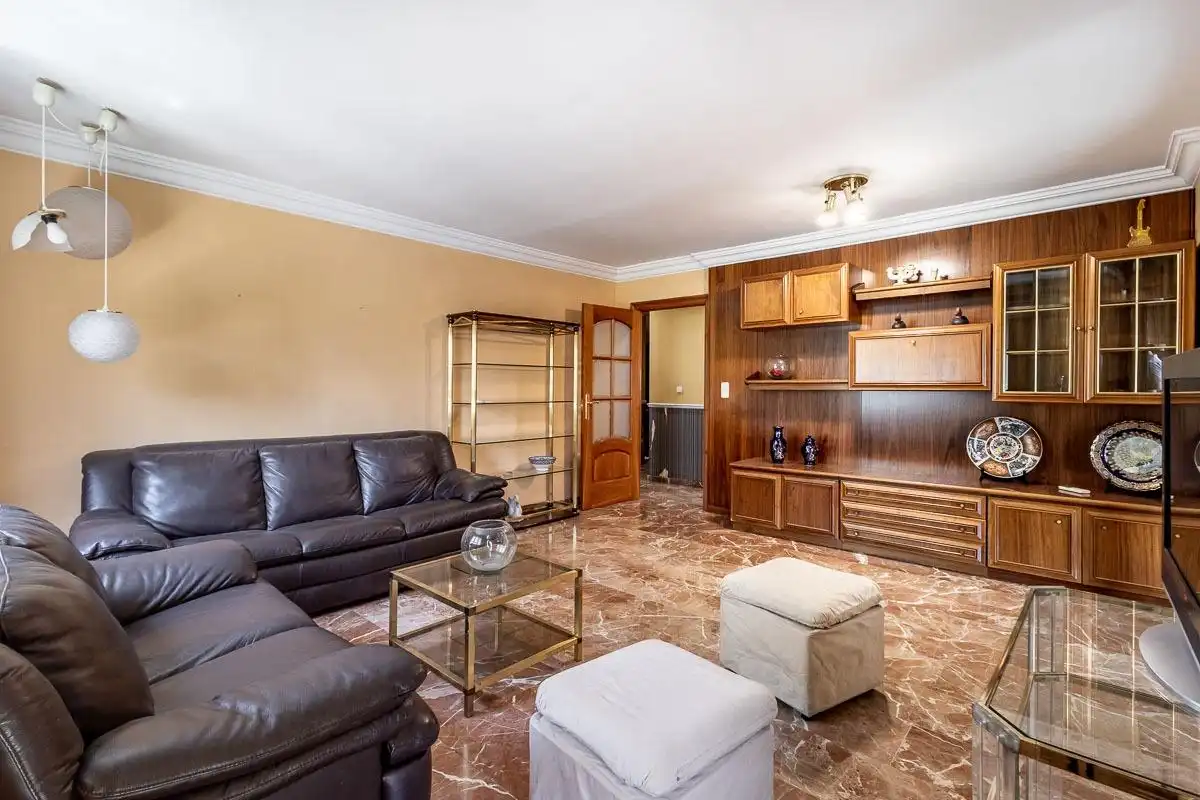 Flat with terrace for sale in Beiro, imagen 5